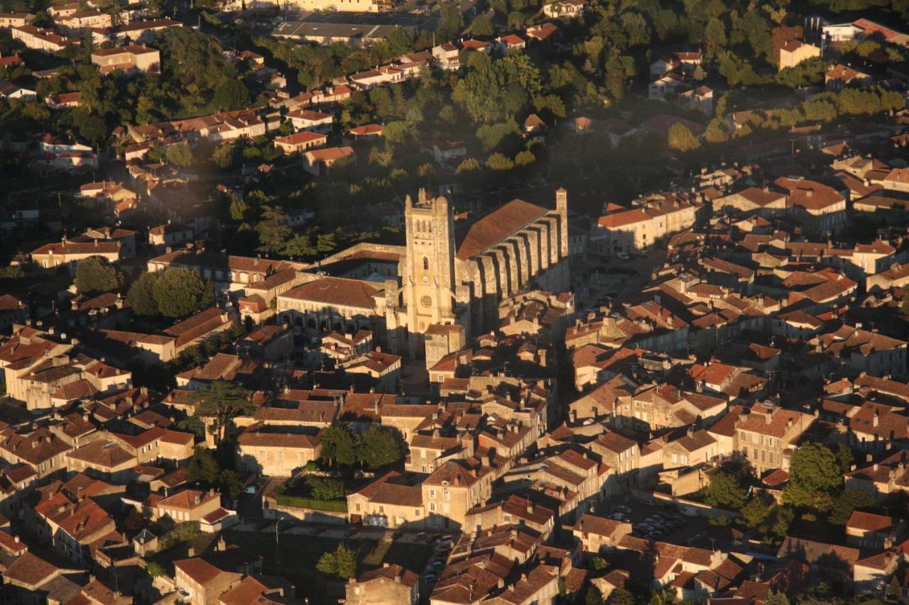 Le Chateau De Roquebere Condom Exterior foto